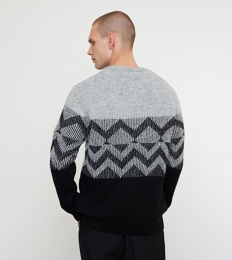 Ethnic Patterned Knitted Sweater