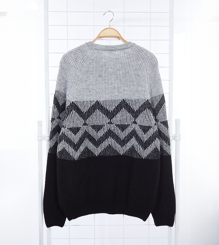 Ethnic Patterned Knitted Sweater