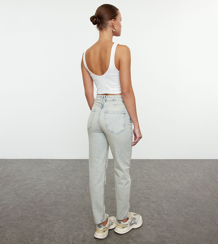 Washed Mom Fit Jeans