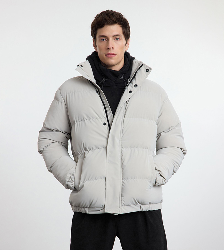 Puffer jacket water resistant on sale