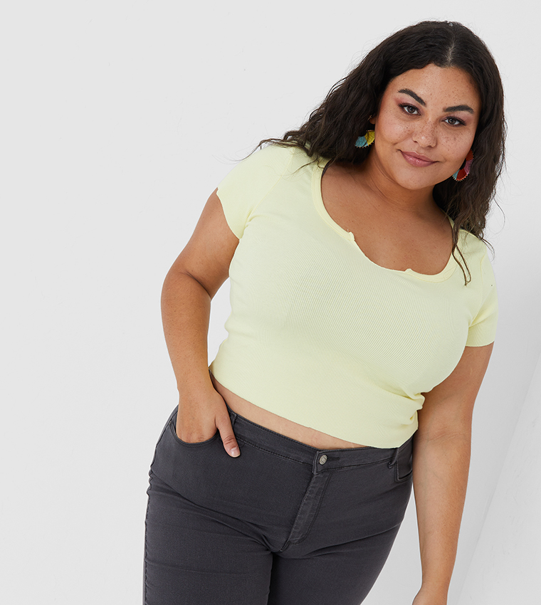 low cut shirts plus size