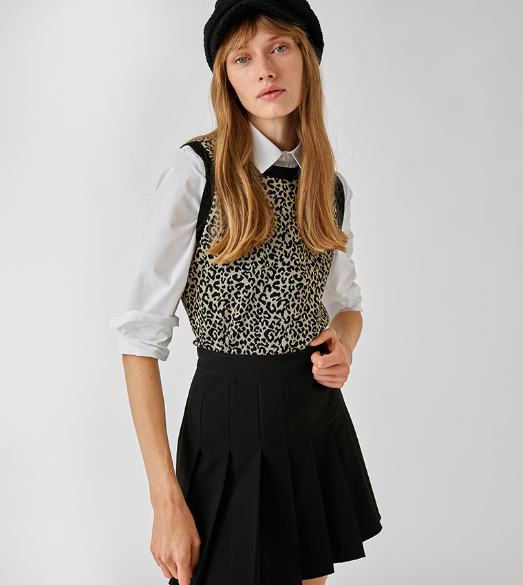 Solid Pleated Mini Skirt