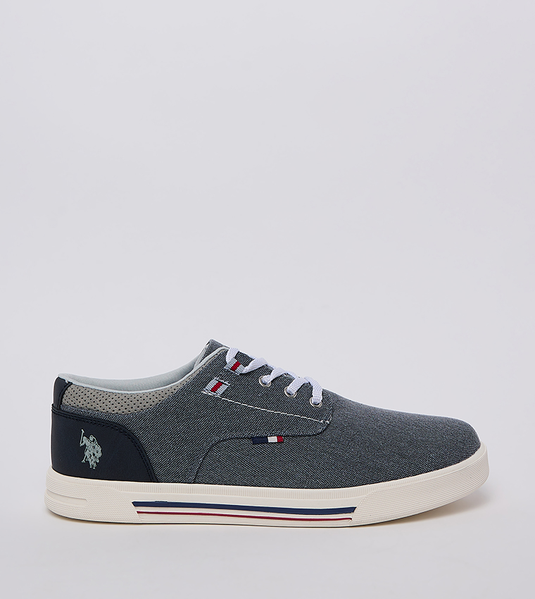FLYWELL Low-Top Sneakers
