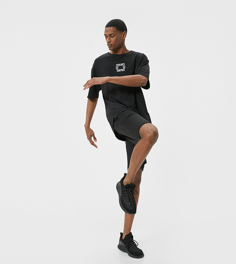 Solid Mid Rise Active Shorts