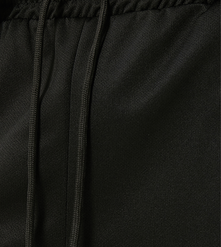 Solid Mid Rise Active Shorts