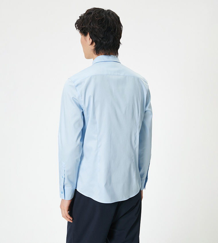 Solid Long Sleeves Slim Fit Shirt