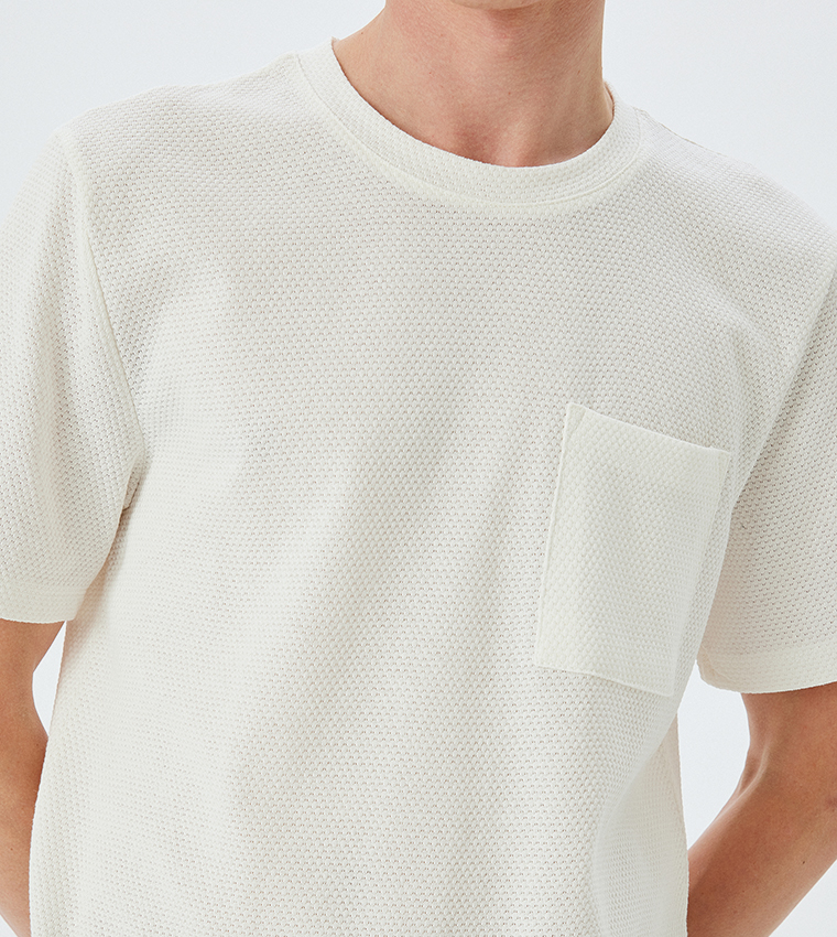 Solid Short Sleeves T-Shirt