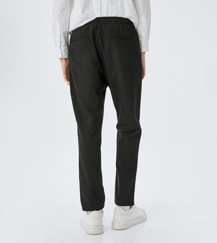 Mid Rise Tapered Fit Trousers