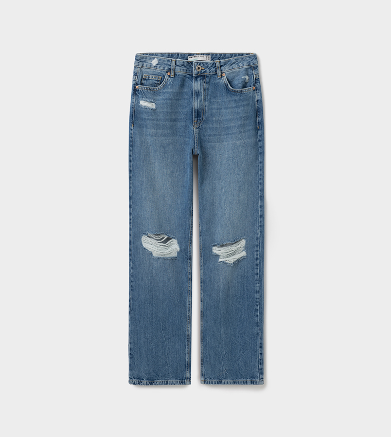 Distressed Straight Fit Jeans