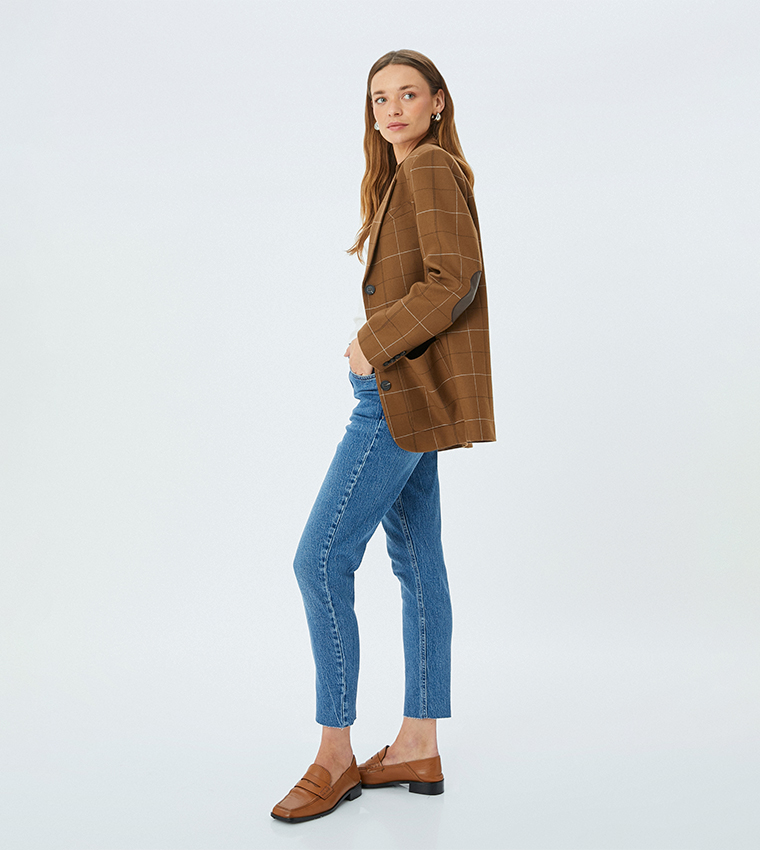 Washed High-Rise Mom Fit Jeans