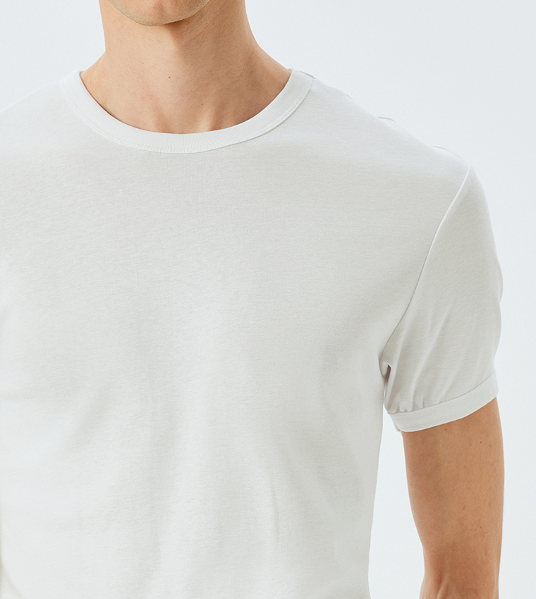 Solid Short Sleeves T-Shirt