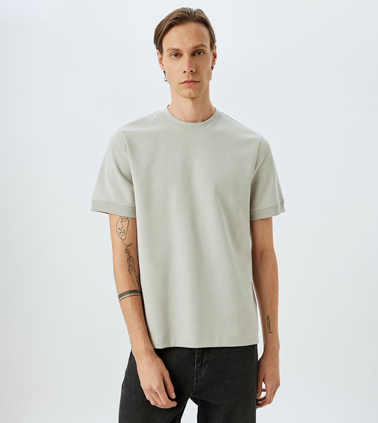 Solid Short Sleeves T-Shirt