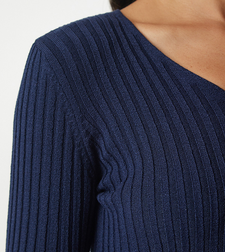 RIBBED V-NECK TOP in Navy