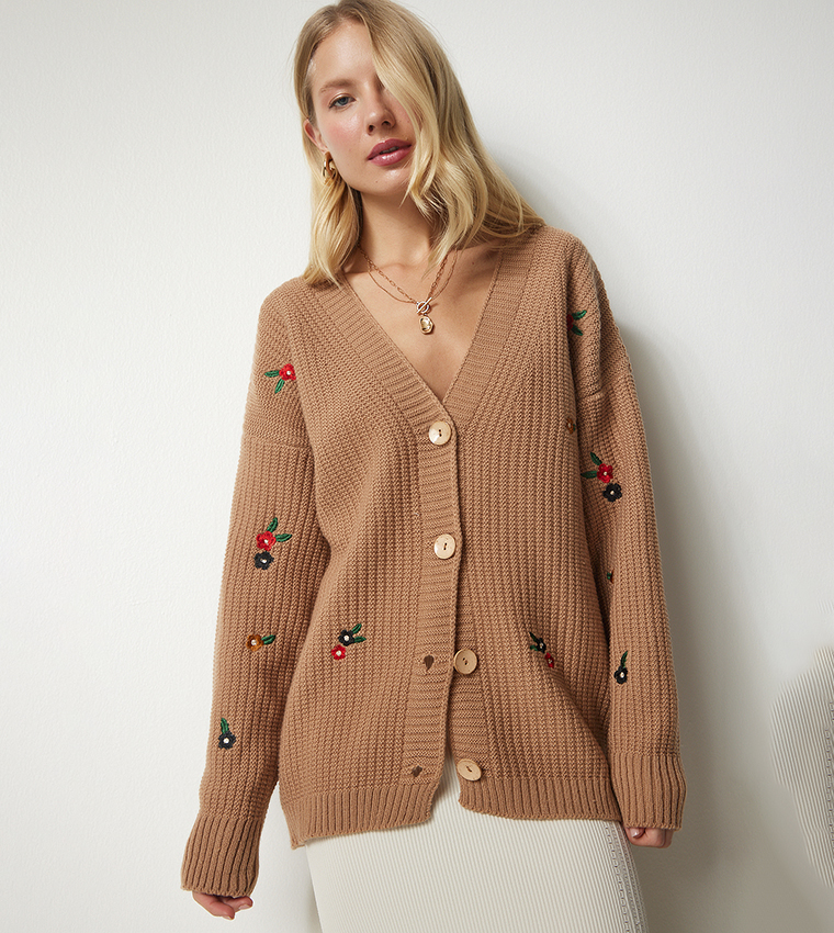 Oversized cardigan cheap with buttons