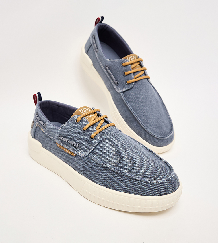 VASLEY Textured Low-Top Slip-On Shoes