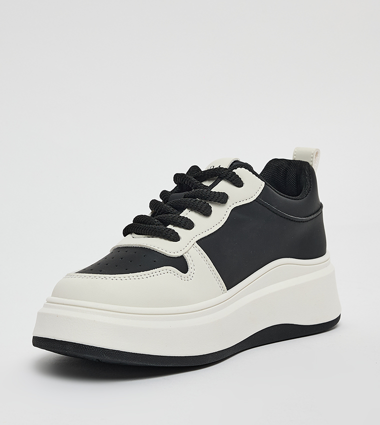 CHAPPY Lace-Up Sneakers