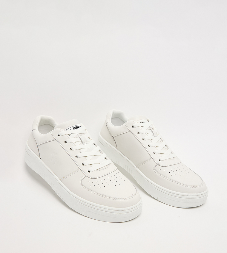 ROBERT LT Textured Low-Top Sneakers