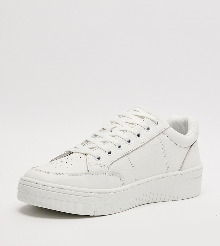 VASILY GLB Logo Detail Low-Top Sneakers