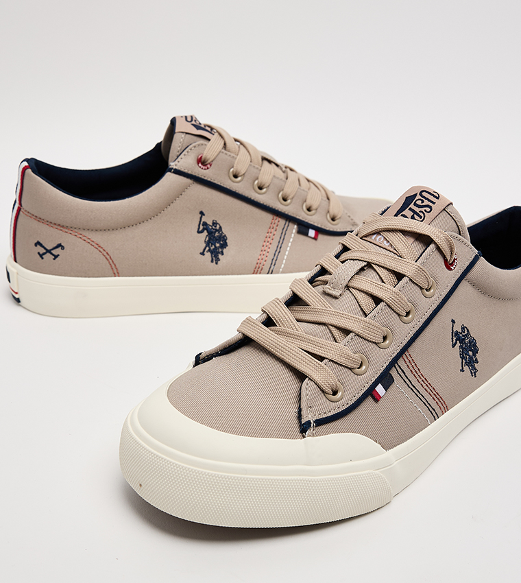 GARY Logo Detail Low-Top Sneakers