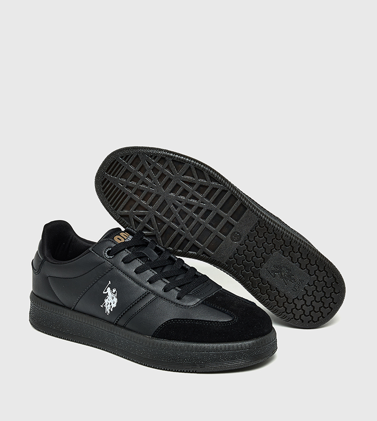 سنيكرز رجالي بشعار ورباط 