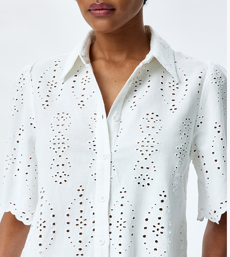 Broderie Short Sleeves Crop Shirt