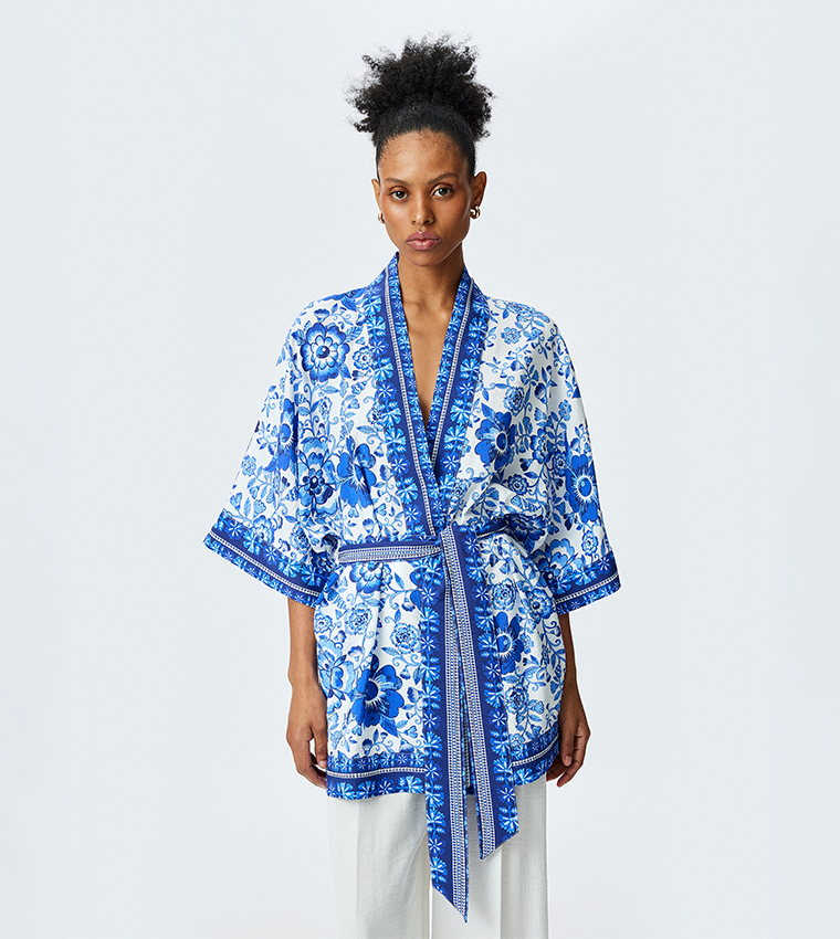 Floral Patterned 3/4 Sleeves Kimono
