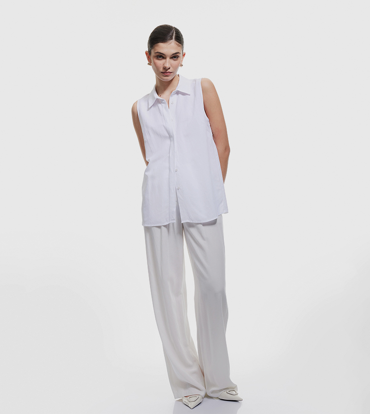 Solid Classic Collar Sleevesless Shirt