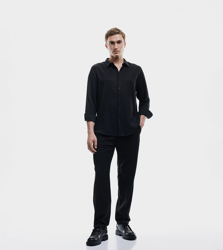 Solid Regular Fit Long Sleeves Shirt