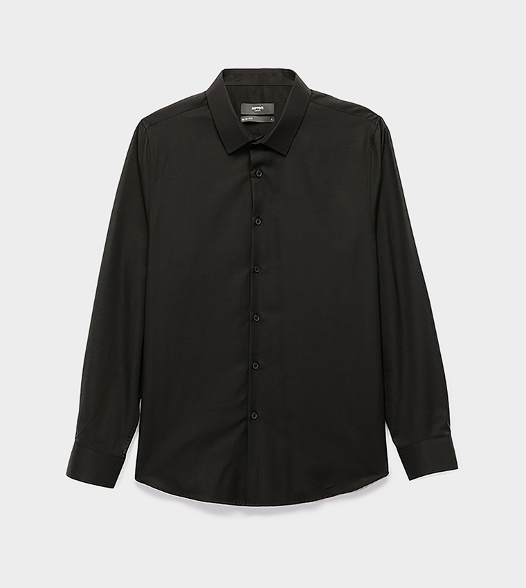 Solid Slim Fit Long Sleeves Shirt