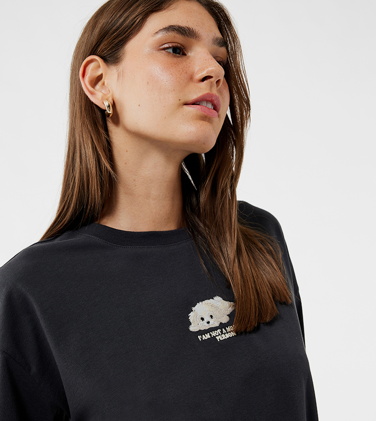 Embroidered Short Sleeves T-Shirt