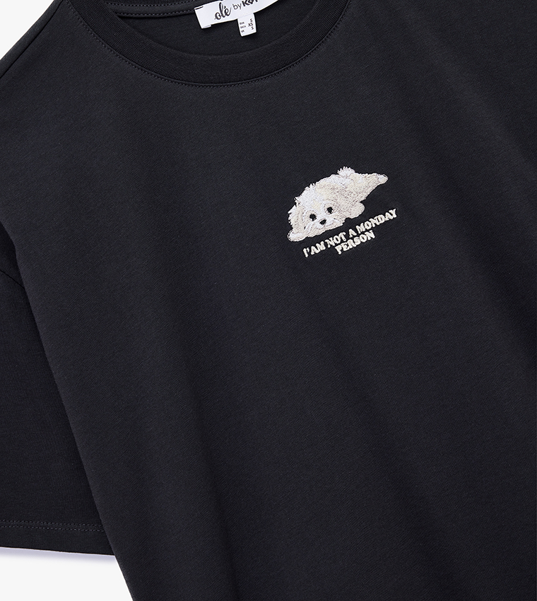 Embroidered Short Sleeves T-Shirt