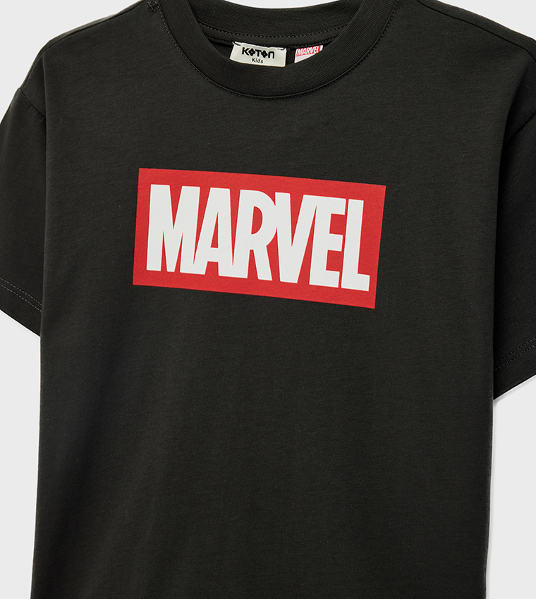 تيشيرت قطن بقبة مستديرة بطبعة مارفل