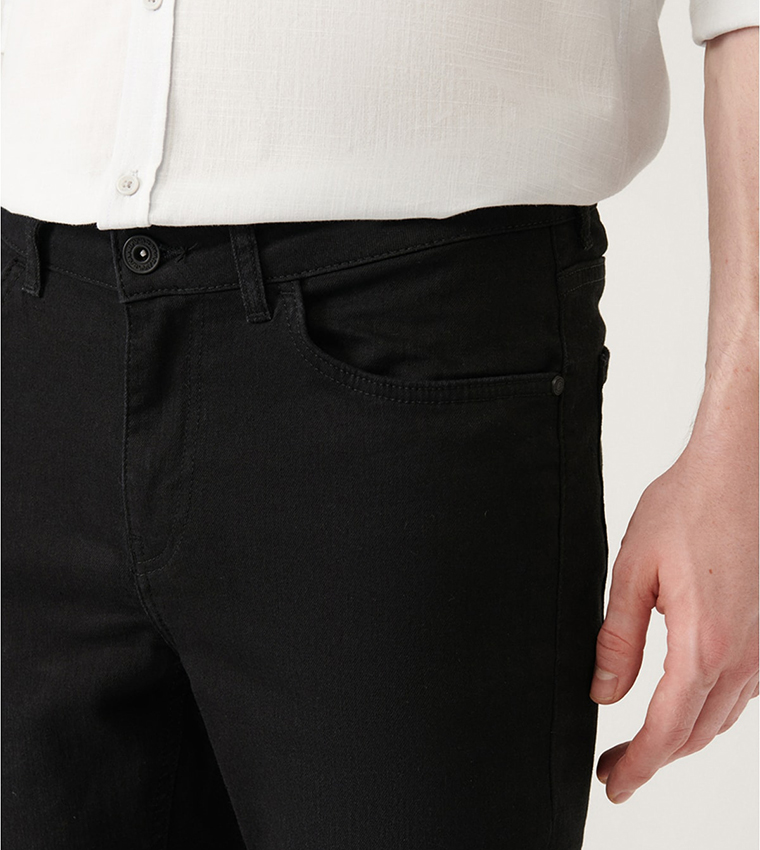 Washed Mid-Rise Slim Fit Jeans