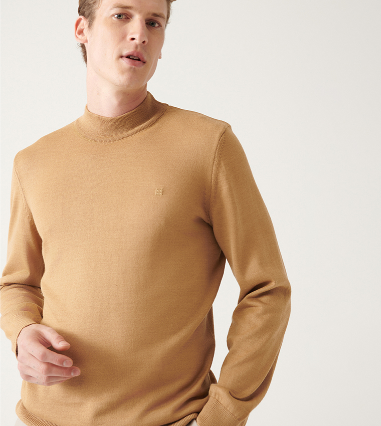 Solid Long Sleeves Sweater