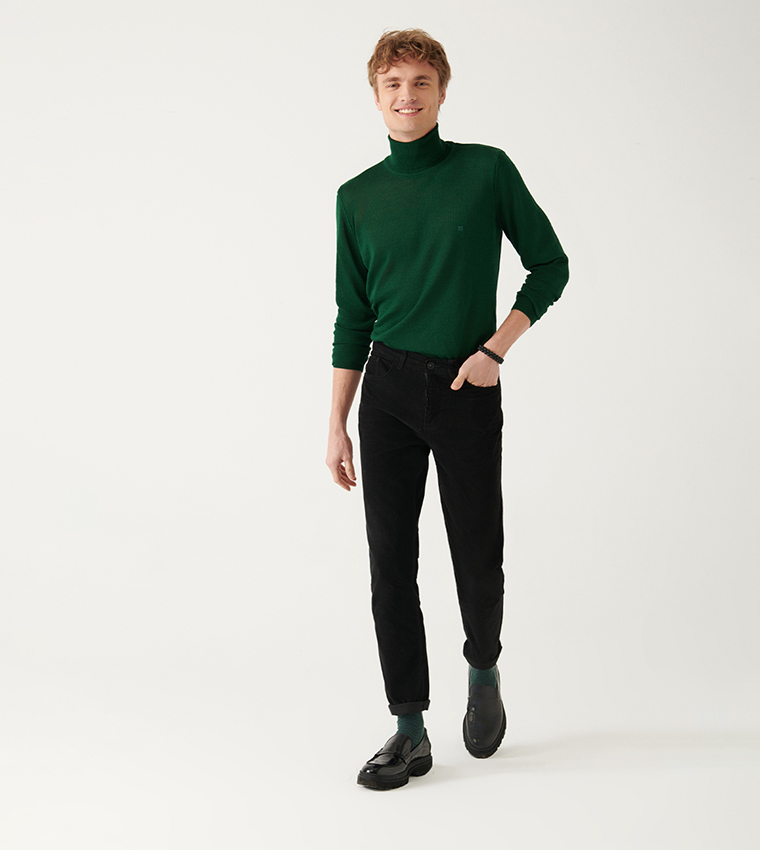 Mid Rise Slim Fit Lycra Trousers