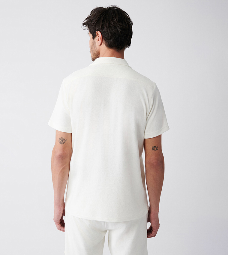 Solid Short Sleeves Shirt