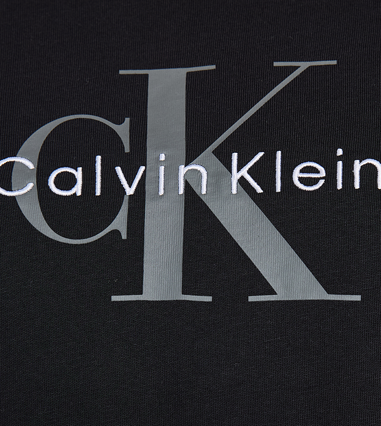 تيشيرت ايرو بطبعة شعار