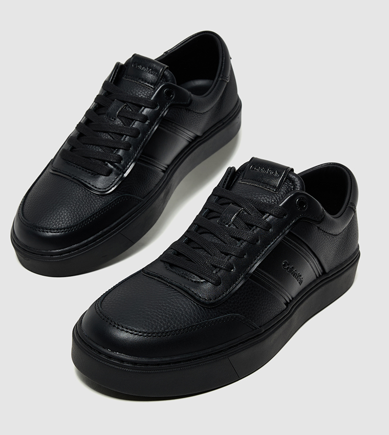 CLEAN Textured Low-Top Sneakers