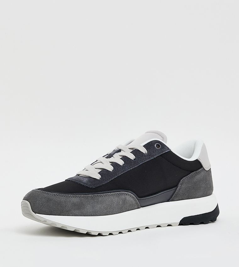 Color Block Lace Up Sneakers