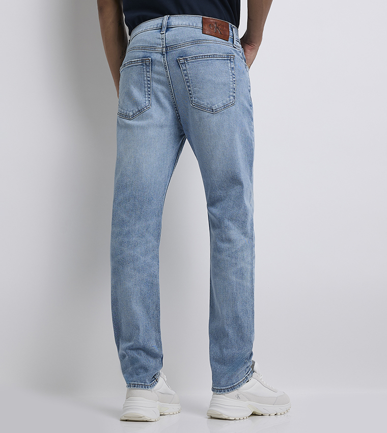 Washed Slim Tapered Fit Jeans