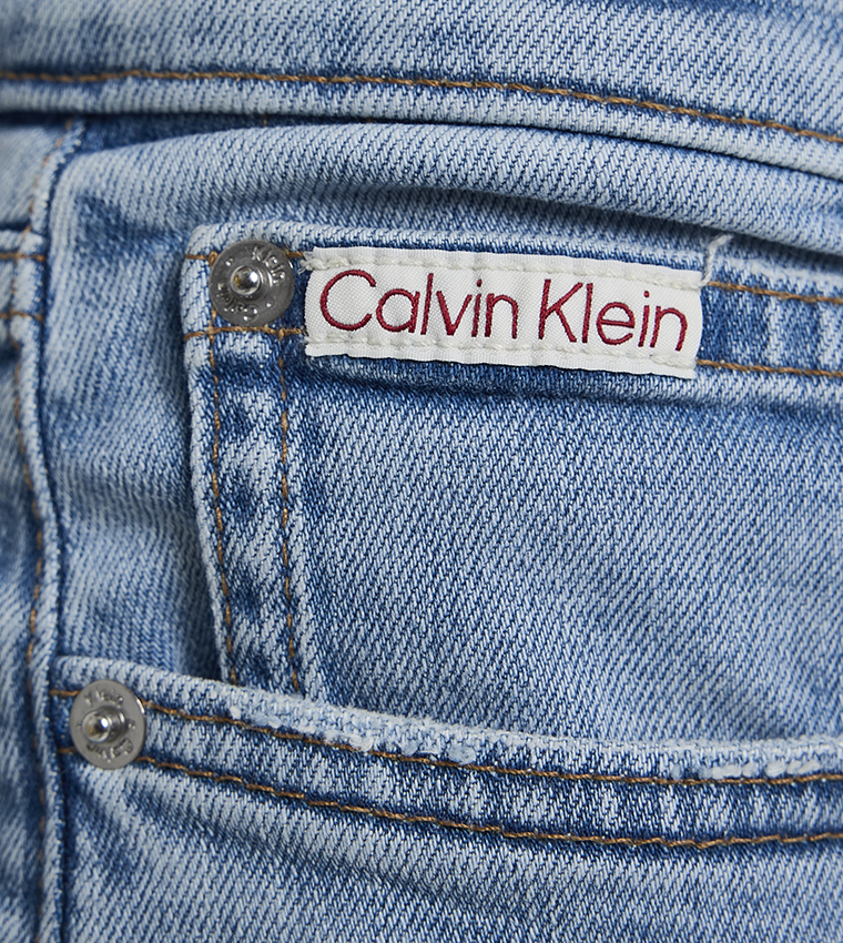 Washed Slim Tapered Fit Jeans