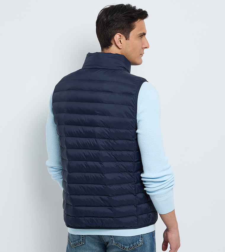 فيست نايلون رجالي بقبة عالية 