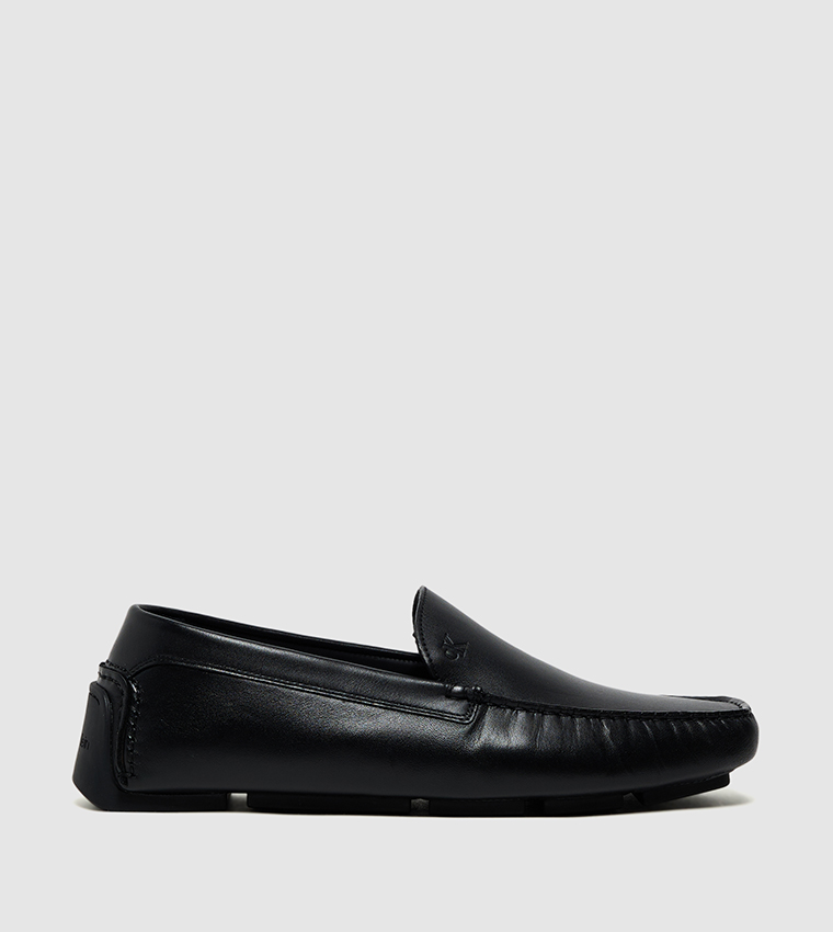 DRIVER Textured Round Toe Loafers