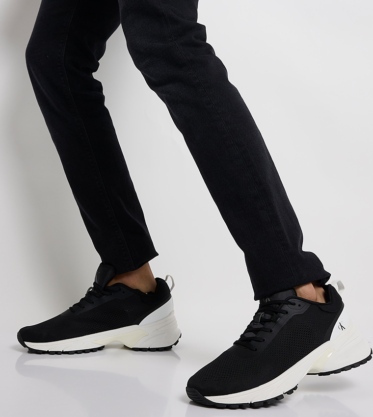 HIKE RUNNER TECH Knitted Lace-Up Shoes