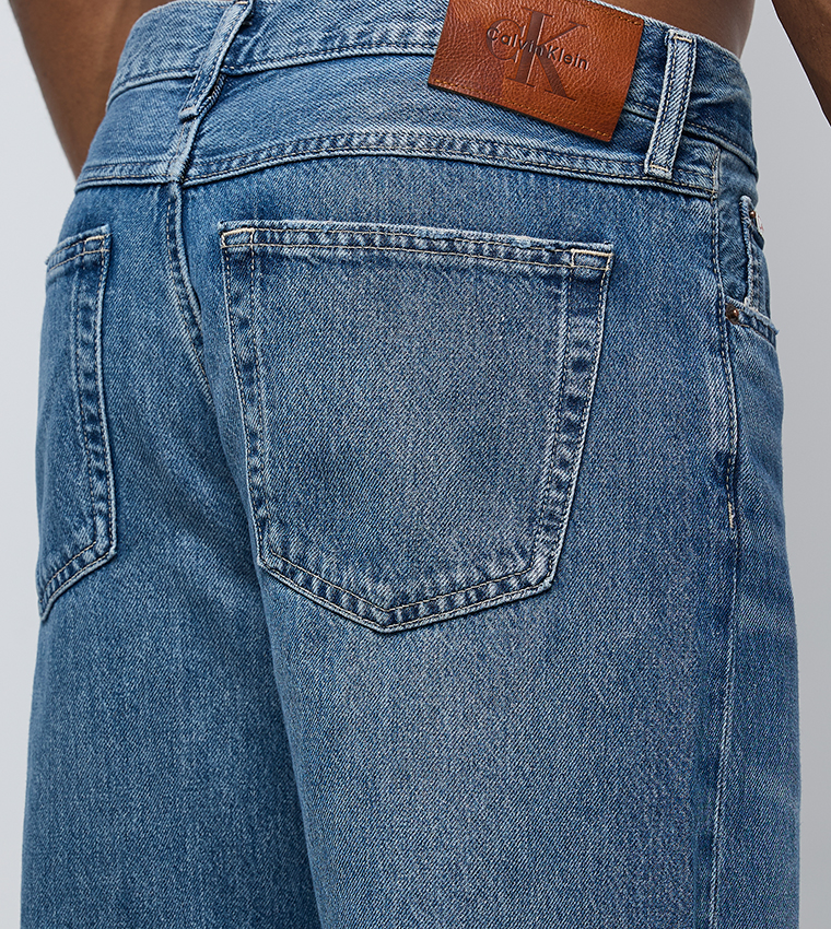 90s Washed Straight Fit Jeans