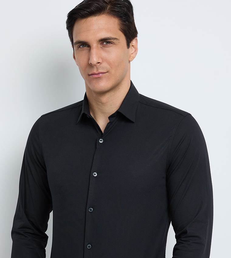 Solid Long Sleeves Slim Fit Shirt