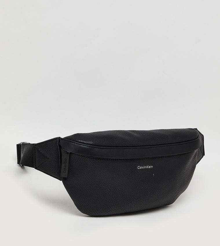 MUST Textured Fanny Pack