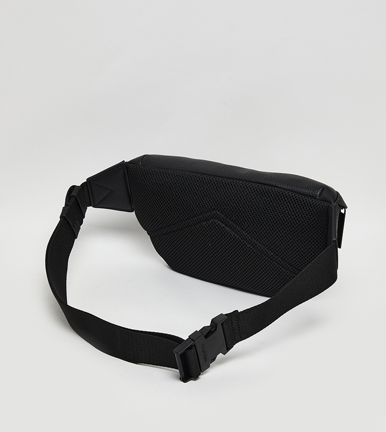 MUST Textured Fanny Pack