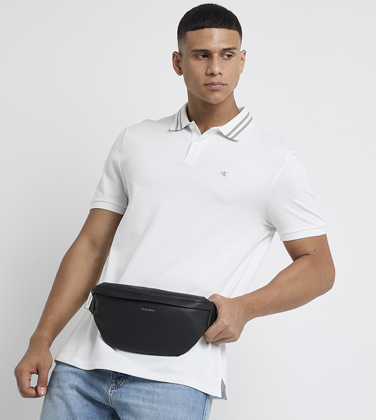 MUST Textured Fanny Pack