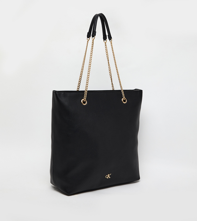 Textured Zip Closure Shoulder Bag